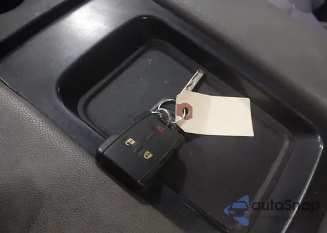 2017 Chevrolet Silverado 1500 Custom z USA, uszkodzony, nr VIN 1GCVKPEC2HZ241707